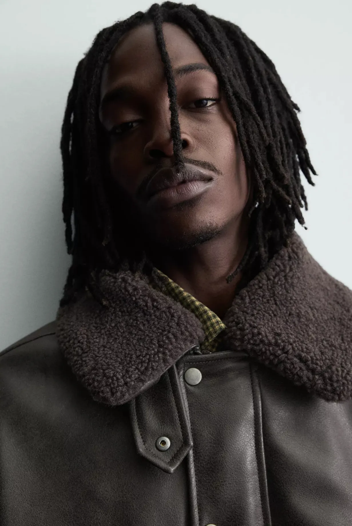 Leather Effect Jacket with Detachable Collar — detail