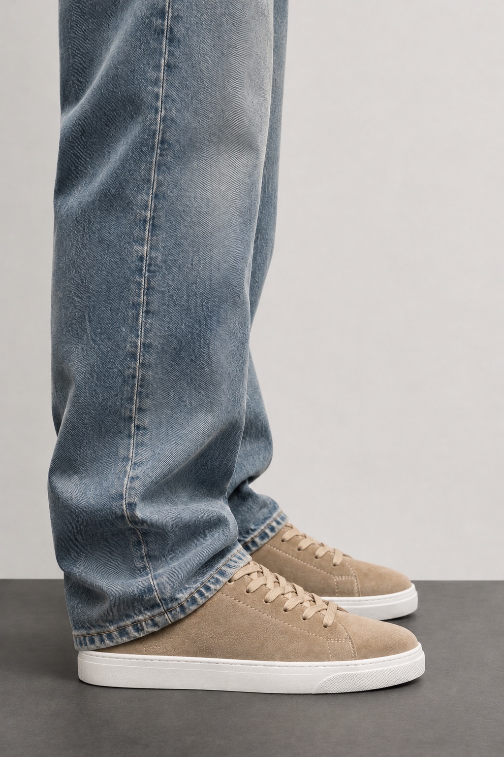 CONTRAST SOLE LACE UP SNEAKERS — worn, front