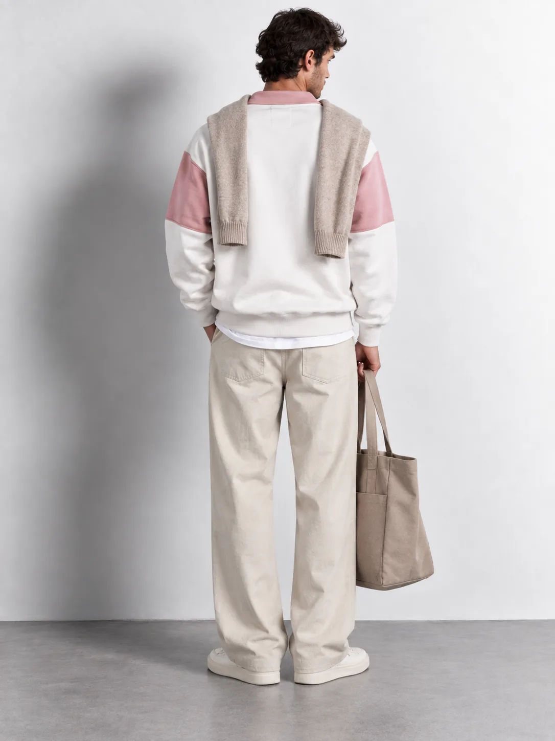 Essential Panel Polo Sweatshirt Dusty Pink — worn, back