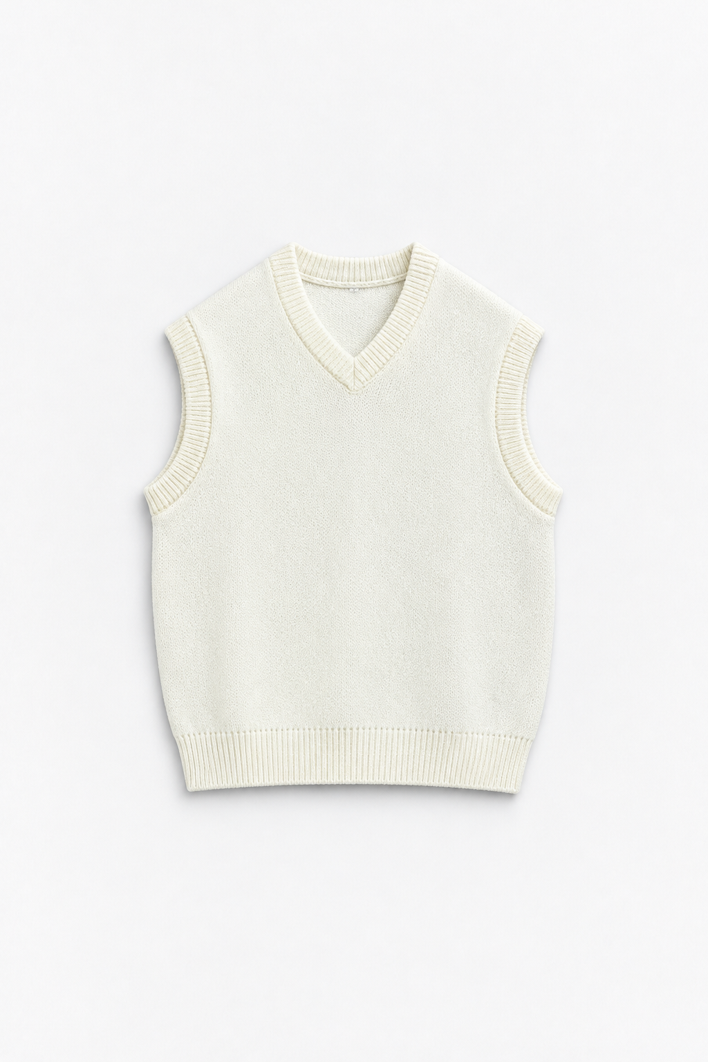 PLAIN V NECK KNIT VEST — detail