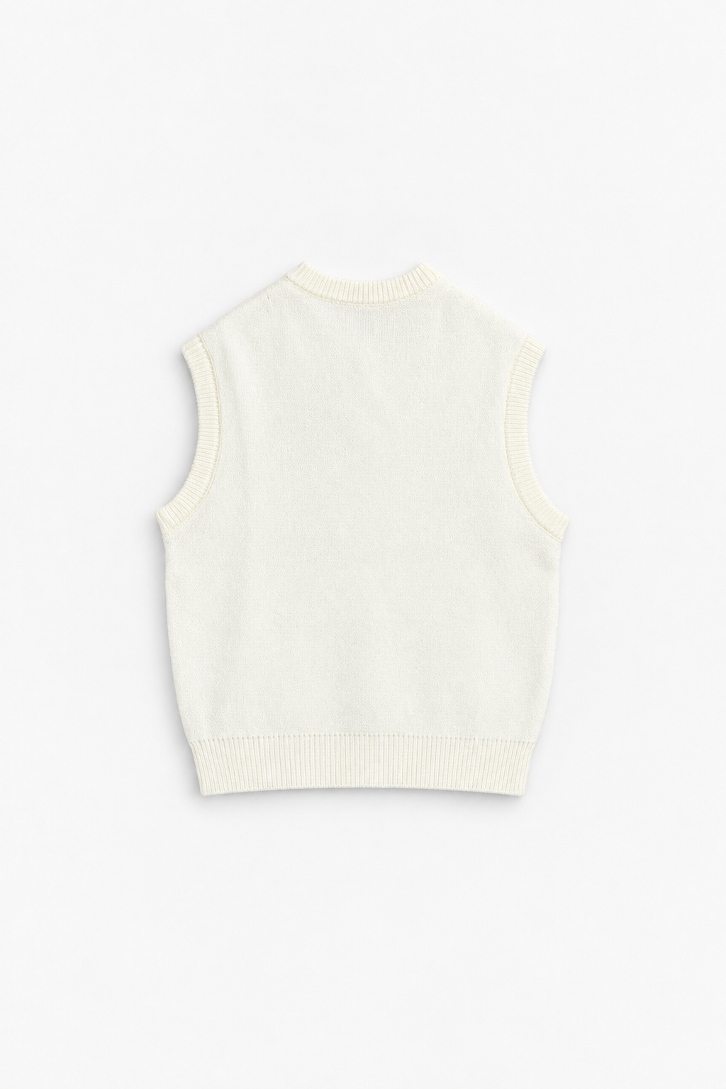 PLAIN V NECK KNIT VEST — detail
